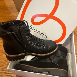 Blonde winter proof boots-brand new